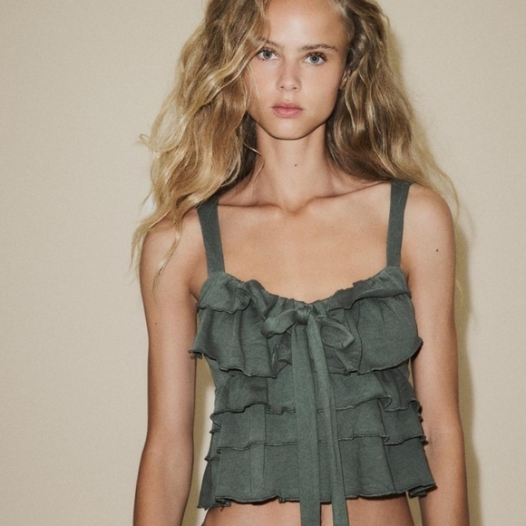 Zara Tops - NWT Zara Ruffled & Bow Tie-front Cropped Tank Top In Green - L